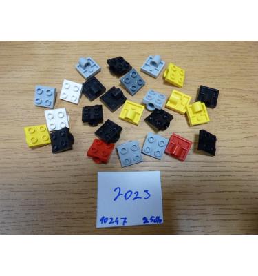 2X2 lap alul lyukkal,10247 - 25 db