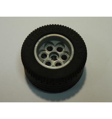 Kerék 36.8mm D. x 26mm VR, fekete gumiabronccsal 49.6 x 28 VR