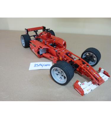 LEGO Ferrari F1 Versenyautó 1:10