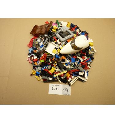 1 kg ömlesztett, vegyes használt, előfordulhat: karcos, elszíneződött, sérült alkatrész (3112)