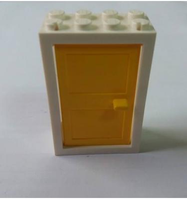 Ajtó keret 2 x 4 x 5 sárga ajtóval