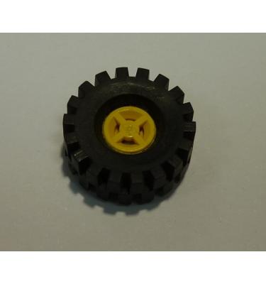 Kerék, 8mm D. x 6mm felni gumival