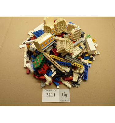 1 kg ömlesztett, vegyes használt, előfordulhat: karcos, elszíneződött, sérült alkatrész (3111)