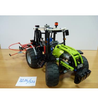 LEGO Traktor