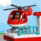 Tűzoltóállomás és helikopter