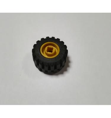Kerék 11mm D. x 12mm, fekete gumiabronccsal Offset futófelülettel