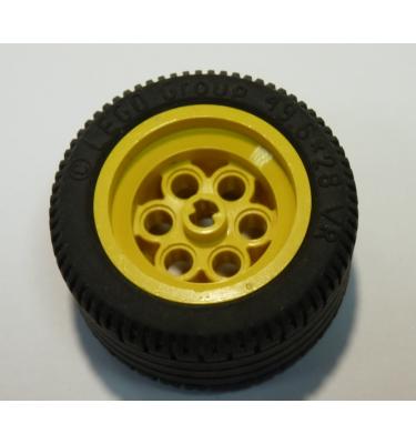 Kerék 36.8mm D. x 26mm VR, fekete gumiabronccsal 49.6 x 28 VR