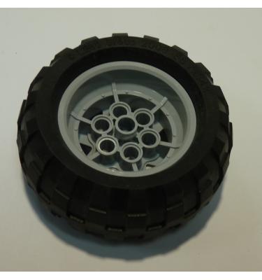 Kerék 43.2mm D. x 26mm, fekete 81.6 x 38 R gumiabronccsal (Technic Racing)