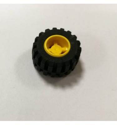 Kerék 11mm D. x 12mm, fekete gumiabronccsal Offset futófelülettel