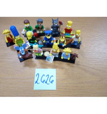 A Simpson család™ sorozat - 14 db minifigura együtt