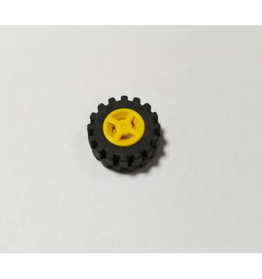 Kerék, 8mm D. x 6mm felni gumival