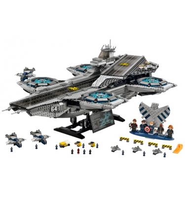 The SHIELD Helicarrier - LEGO Marvel Super Heroes