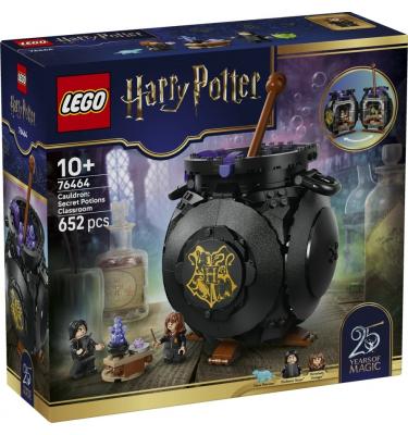 Üst: Titkos bájitaltanóra-terem