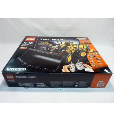 Lego Technic 42030 - CSAK ÜRES DOBOZ!!!