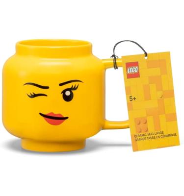 LEGO® Nagy kacsintós lány kerámia bögre 530ml