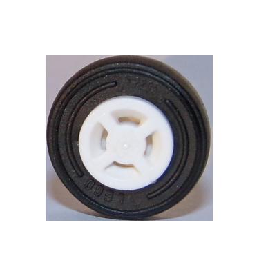 Kerék, 8mm D. x 6mm felni gumival