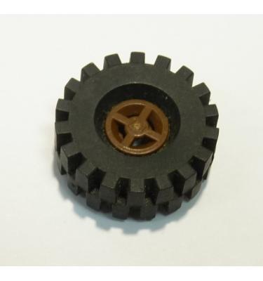 Kerék, 8mm D. x 6mm felni gumival