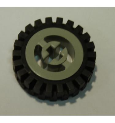 Kerék - 24mm D. x 8mm terepgumival