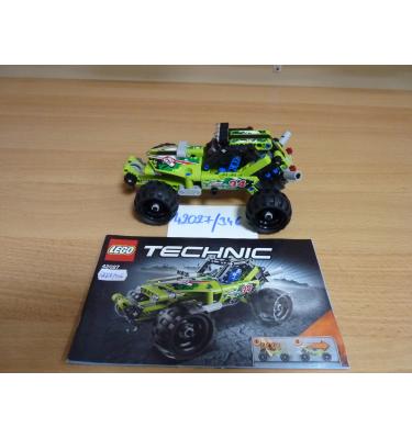 LEGO Sivatagi versenyautó