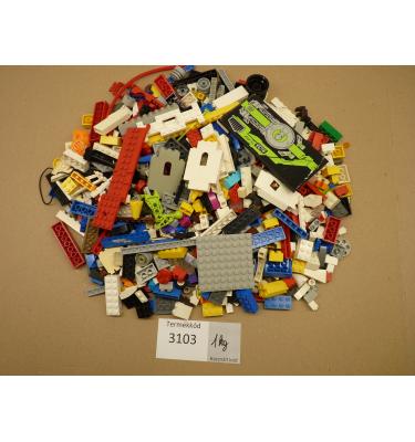 1 kg ömlesztett, vegyes használt, előfordulhat: karcos, elszíneződött, sérült alkatrész (3103)