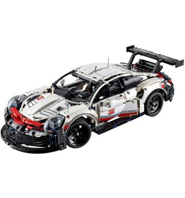 Porsche 911 RSR