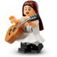 Olivia Rodrigo kettős stílusú gitárja