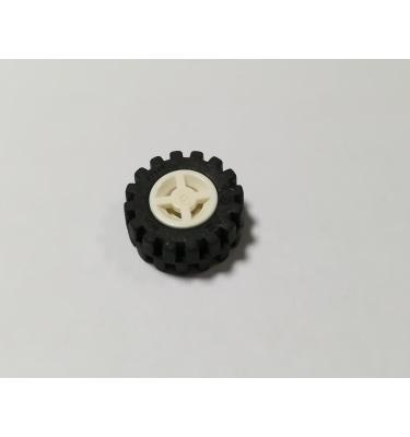 Kerék, 8mm D. x 6mm felni gumival
