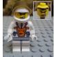 Marsmission űrhajós figura - Mars Mission Astronaut with Helmet and Angry Black Eyebrows and Messy Hair mm009